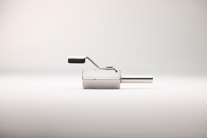 A single stainless steel OD tube ball valve